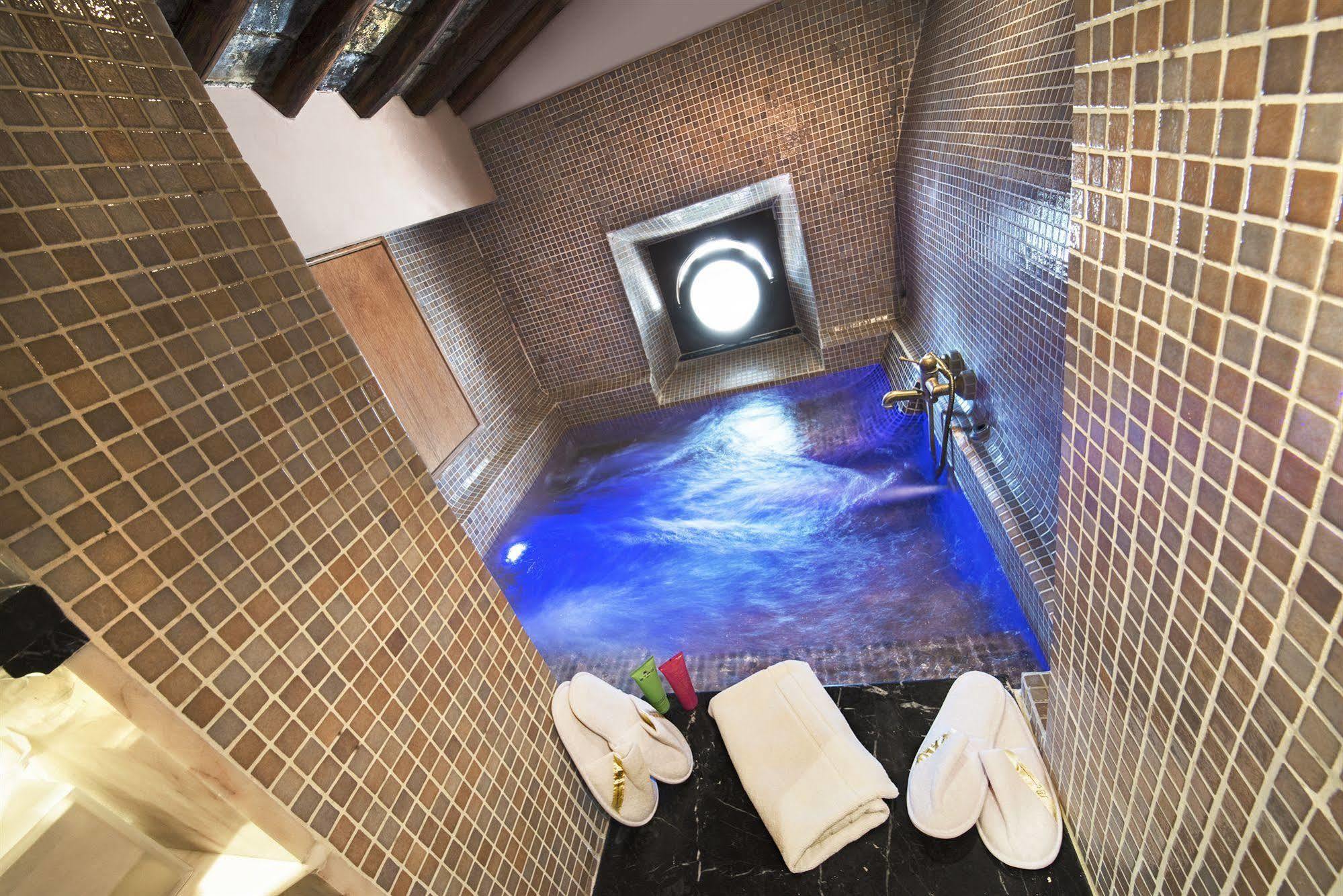 Castello Della Castelluccia Hotel โรม ภายนอก รูปภาพ
